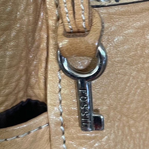 Fossil Purse, light brown soft leather. - Picture 5 of 12
